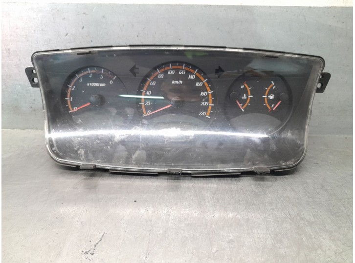 Recambio de cuadro instrumentos para ssangyong actyon i 2.0 xdi referencia OEM IAM 8021031521 8021031521 