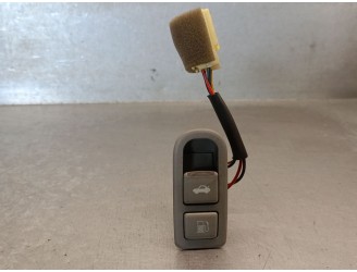 Replacement switch for Kia Magentis II (MG) 2.0 CRDi OEM IAM reference 935553K000 935553K000VA 