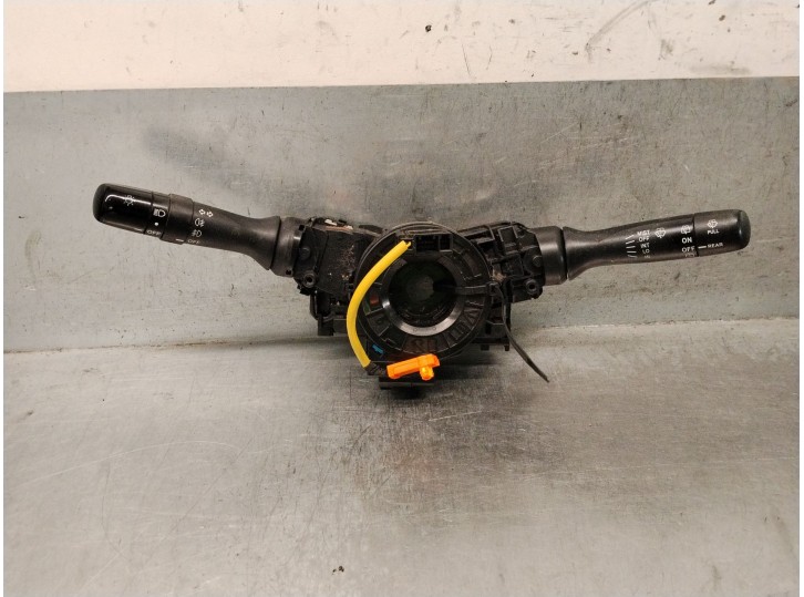 Recambio de mando luces para toyota yaris (_p9_) 1.4 d-4d (nlp90_) referencia OEM IAM 841400D080 841400D080 