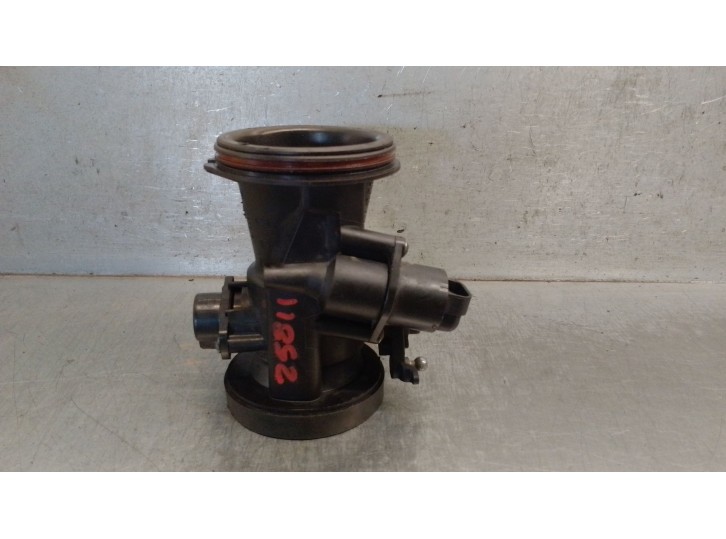 Recambio de caja mariposa para dacia sandero (bs_) 1.6 (bs0d, bs0b, bs0f, bs0h) referencia OEM IAM 8200682611 8200682611 