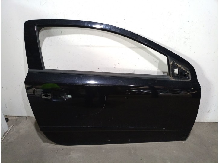 Replacement right front door for Opel Astra H GTC (A04) 1.7 CDTi (L08) OEM IAM reference 124595 124595 