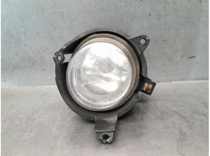 Recambio de faro antiniebla derecho para ssangyong actyon i 2.0 xdi referencia OEM IAM 8320121001 8320121001 