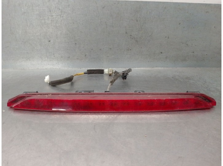 Replacement central brake light for Mazda CX-5 (KF) 2.0 OEM IAM reference K12351580 K12351580 