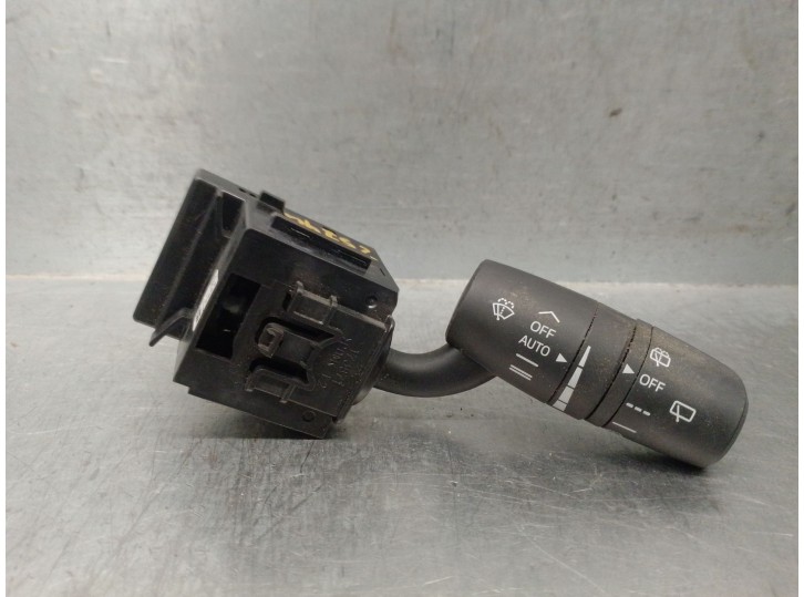 Recambio de mando limpia para mazda cx-5 (kf) 2.0 referencia OEM IAM KS04B17J671 KS0466128 
