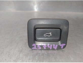 Replacement switch for Mazda CX-5 (KF) 2.0 OEM IAM reference TK4866LR0 TK4866LR0 
