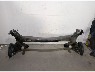 Recambio de puente trasero para peugeot 308 iii (fb_, fh_, fp_, f3_, fm_) hybrid 180 (f3dgxt) referencia OEM IAM 9831044680 9831