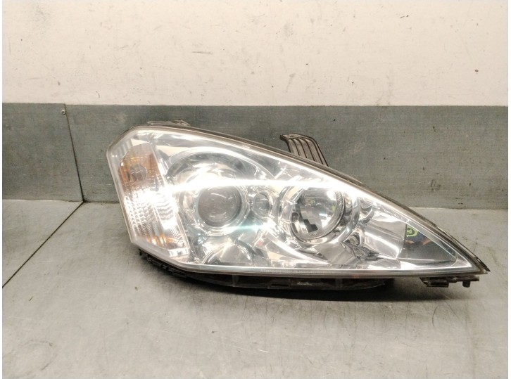Recambio de faro derecho para ssangyong kyron 2.7 xdi 4x4 referencia OEM IAM 8310409101 8310409101 