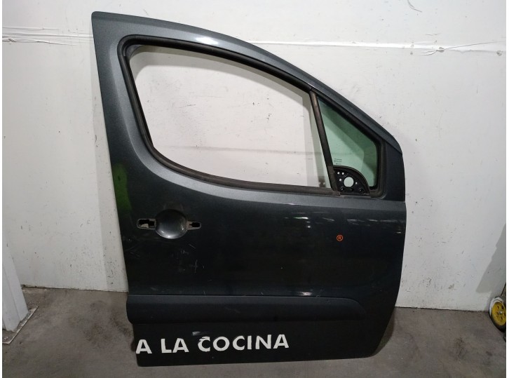 Recambio de puerta delantera derecha para peugeot partner tepee 1.6 hdi 90 referencia OEM IAM 9004Z6 9004Z6 