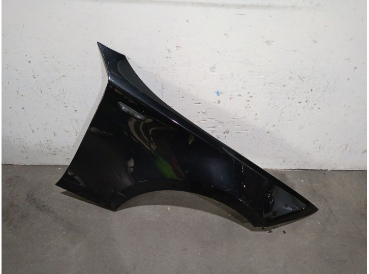Recambio de aleta delantera derecha para bmw 1 coupé (e82) 120 d referencia OEM IAM 41357133228 41357133228 