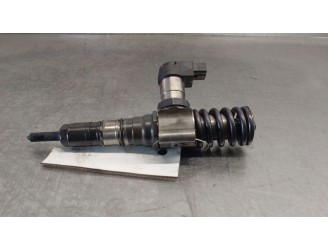 Recambio de inyector para volkswagen passat b6 variant (3c5) 2.0 tdi 16v referencia OEM IAM 000130073SX 