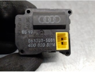 Recambio de motor apertura trampillas climatizador para audi a8 d2 (4d2, 4d8) s8 quattro referencia OEM IAM 4D0820511 063700501
