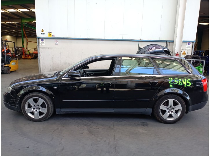 AUDI A4 B6 AVANT (8E5)