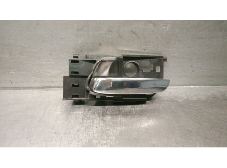 Replacement rear left interior door handle for Honda HR-V (RU) 1.6 i-DTEC (RU8) OEM IAM reference 83770T7JH01ZA 83770T7JH01