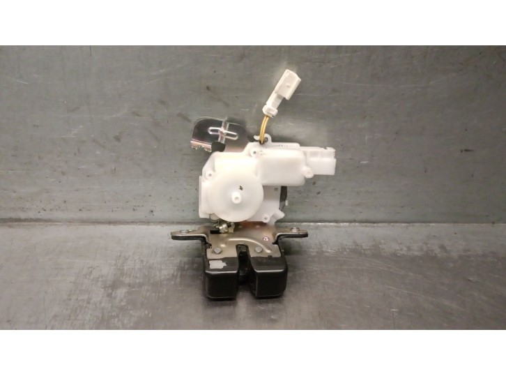 Replacement trunk / tailgate lock for Honda HR-V (RU) 1.6 i-DTEC (RU8) OEM IAM reference N16A3
