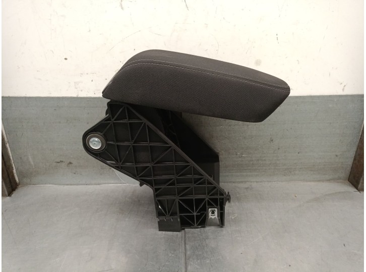 Recambio de apoyabrazos central para skoda kamiq (nw4) 1.0 tsi referencia OEM IAM 654864207A 654864207A 