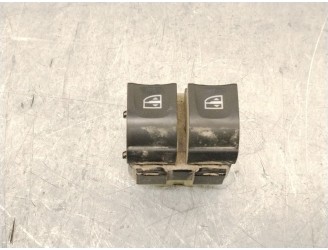 Replacement front left exterior door handle for Dacia Dokker Monospace (KE_) 1.5 Blue dCi 95 (KEJL) OEM IAM reference 2541