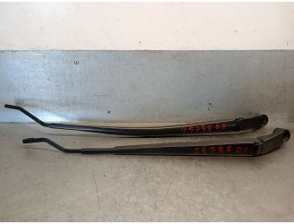 Replacement front right wiper arm for mazda 2 fastback (kb) 1.5 hybrid (kbac3x) OEM IAM reference M15A M15A 