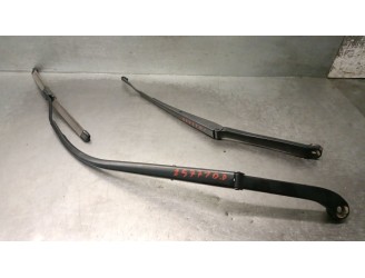 Recambio de brazo limpia delantero derecho para honda hr-v (ru) 1.6 i-dtec (ru8) referencia OEM IAM 76600T7WA01 76600T7WA01 