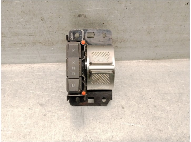 Replacement gear lever controls for Citroën C4 III (BA_, BB_, BC_) 1.2 Hybrid (BAHPY) OEM IAM reference 98440959ZD 10528