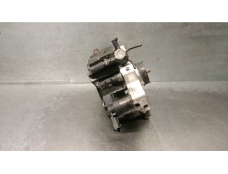 Replacement injection pump for Kia Magentis II (MG) 2.0 CRDi OEM IAM reference 3310027400 3310027400 0445010121