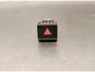 Replacement hazard warning switch for Citroën C4 (C41) (BA_) 1.2 Hybrid (BAHPY) OEM IAM reference 9835279080 98352790JP 