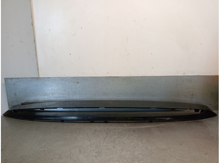 Recambio de aleron trasero para cadillac srx 3.6 awd referencia OEM IAM 25769861 19121111 