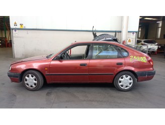 toyota corolla liftback (_e11_) del año 1998