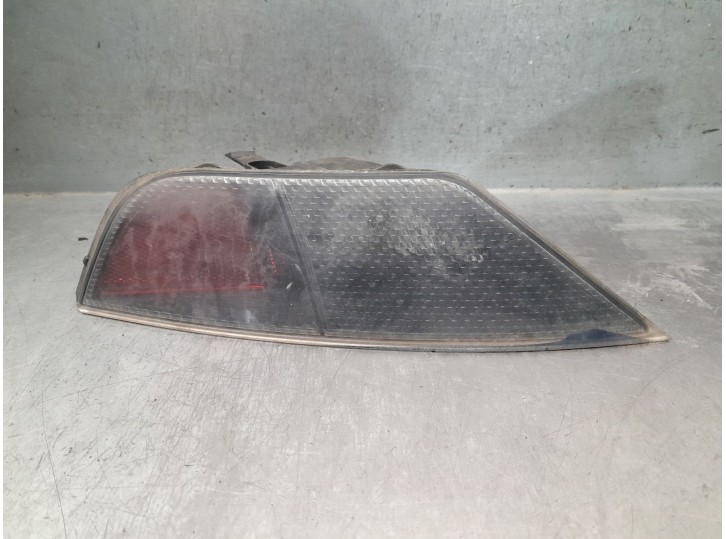 Replacement rear right fog light for Seat Altea (5P1) 2.0 TDI 16V 4WD OEM IAM reference 5P0945224B 5P0945224B