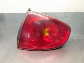 Replacement rear right tail light for Seat Altea (5P1) 2.0 TDI 16V OEM IAM reference 5P0945096E 5P0945112B