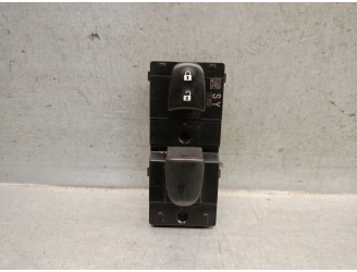 Recambio de mando elevalunas delantero derecho para nissan juke (f16_) 1.0 referencia OEM IAM 254116LA0A 254116LA0A 