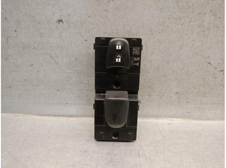 Recambio de mando elevalunas delantero derecho para nissan juke (f16_) 1.0 referencia OEM IAM 254116LA0A 254116LA0A 