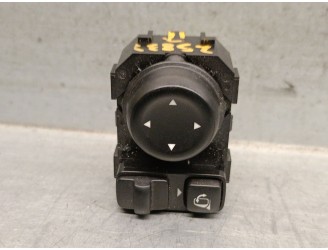 Replacement mirror switch for Nissan Juke (F16_) 1.0 OEM IAM reference 255705RA1A 255705RA1A 