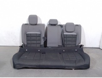 Replacement rear seats for Citroën C4 III (BA_, BB_, BC_) 1.2 Hybrid (BAHPY) OEM IAM reference 9833208280 9833208280