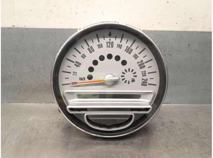 Replacement instrument cluster for Mini Mini (R56) Cooper OEM IAM reference 62116977077