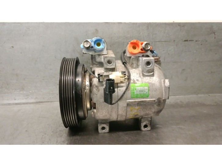 Recambio de compresor aire acondicionado para ssangyong kyron 2.7 xdi 4x4 referencia OEM IAM 6641300115 DKV14C7380