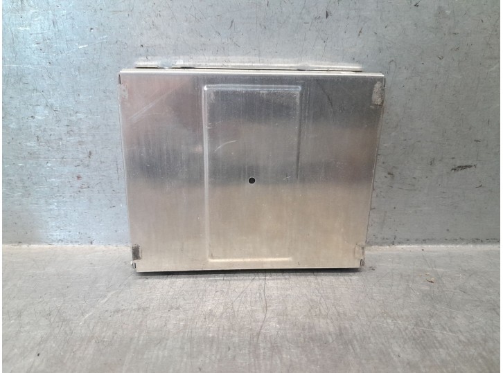 Recambio de centralita para audi a4 b6 avant (8e5) 2.5 tdi quattro referencia OEM IAM 8E0919895B 