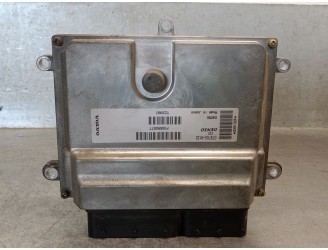 Recambio de centralita motor uce para volvo v50 (545) 2.4 referencia OEM IAM P30650677 0797009132