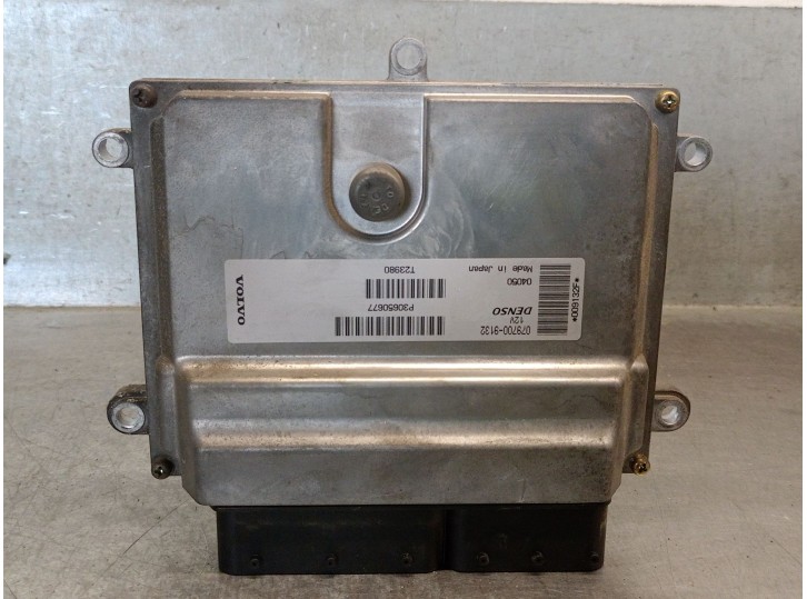 Recambio de centralita motor uce para volvo v50 (545) 2.4 referencia OEM IAM P30650677 0797009132