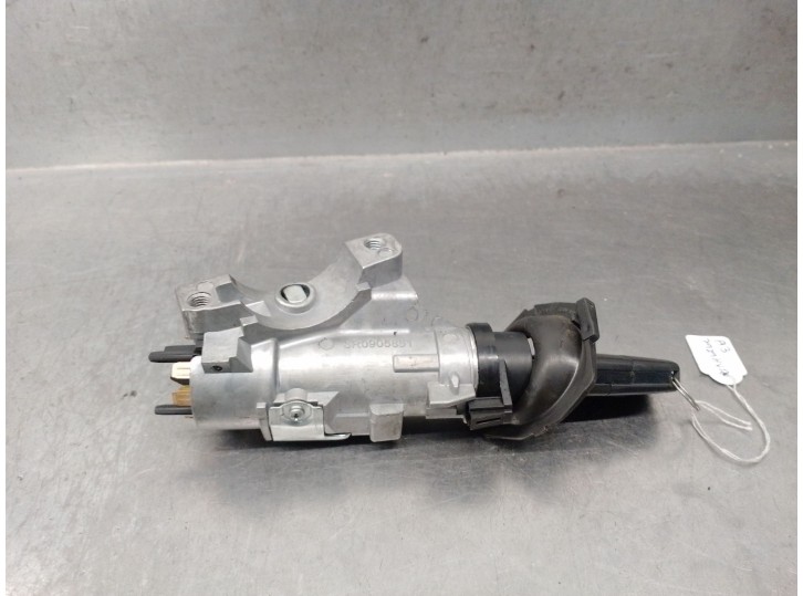 Replacement ignition switch for Audi A3 (8L1) 1.9 TDI OEM IAM reference 6R0905851D 4B0905851M 