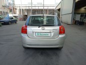 toyota corolla (_e12_) del año 2005