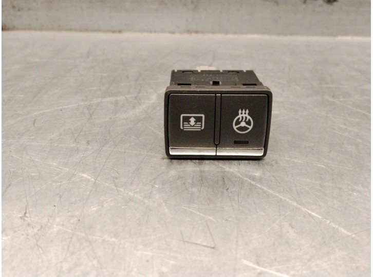 Replacement switch for Infiniti Q70 (Y51) 3.5 Hybrid OEM IAM reference 251B21MA0A 251B21MA0A 