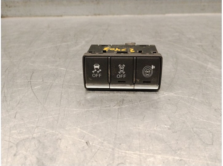 Replacement switch for Infiniti Q70 (Y51) 3.5 Hybrid OEM IAM reference 251B31MA0A 251B31MA0A 