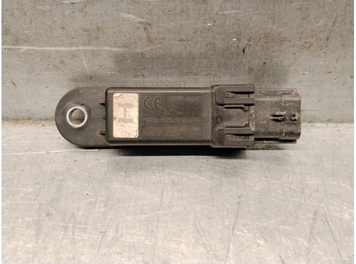 Replacement pressure sensor for Infiniti Q70 (Y51) 3.5 Hybrid OEM IAM reference 407401LL0A 