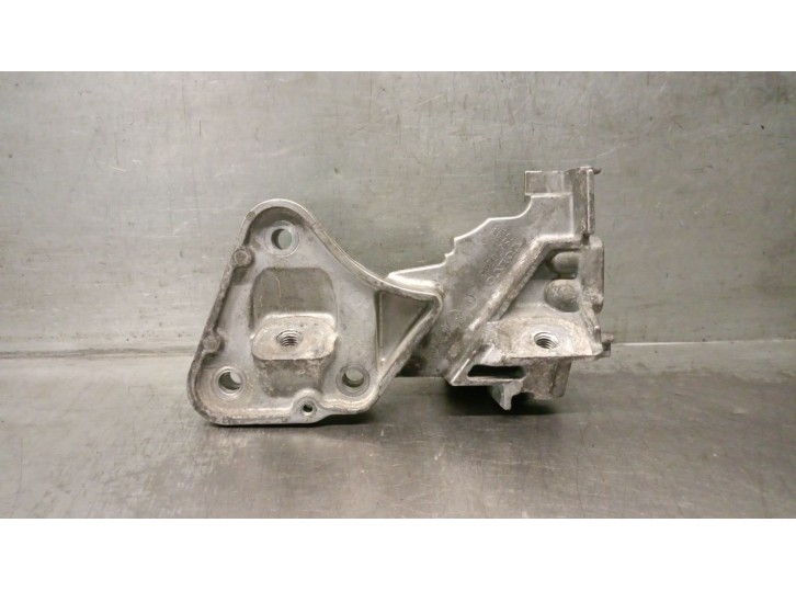 Recambio de soporte motor derecho para volvo v50 (545) 2.4 referencia OEM IAM 08670393 8670393 