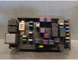 Recambio de caja reles / fusibles para subaru levorg 1.6 awd (vm4) referencia OEM IAM 82241VA020 