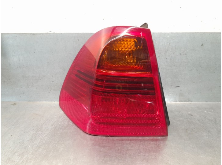 Replacement left rear light for BMW 3 Touring (E91) 320 d OEM IAM reference 7160061 63217160061 