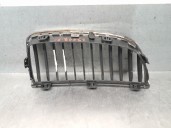 Replacement front grille for BMW 3 Touring (E91) 320 D OEM IAM reference 51137120009 51137120009
