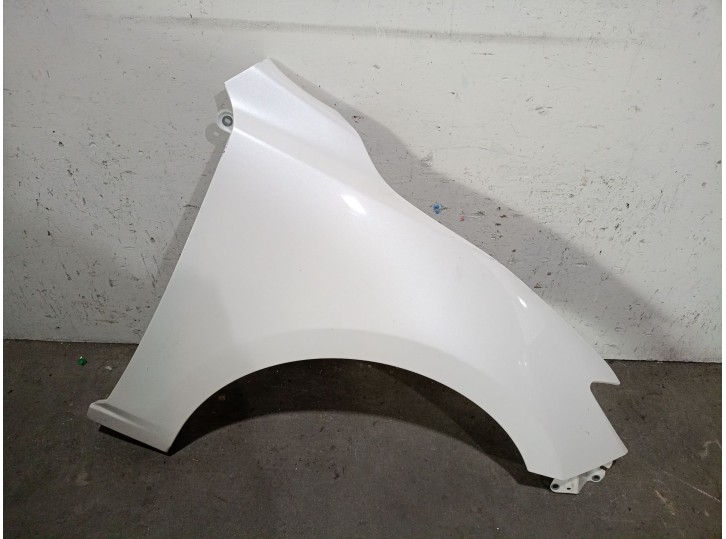 Replacement right front fender for Mazda 3 (BM, BN) 2.2 D OEM IAM reference B45A52111B B45A52111B
