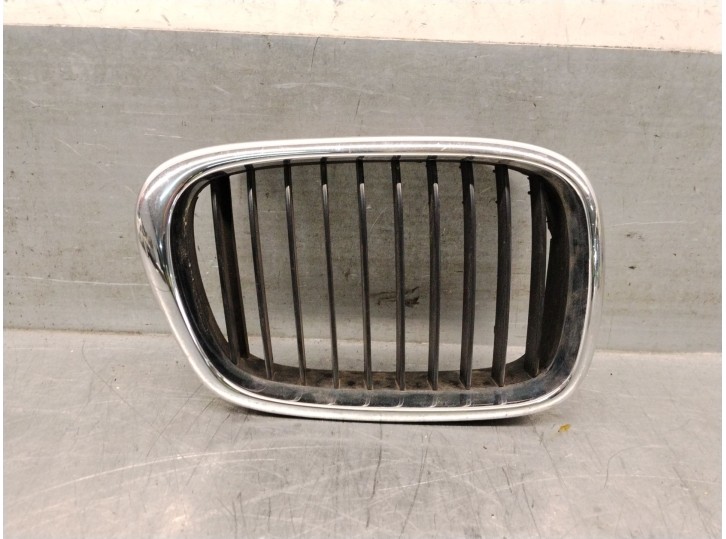 Recambio de rejilla delantera para bmw 5 (e39) 530 i referencia OEM IAM 51137005838 51137005838 