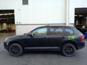 porsche cayenne (9pa) from the year 2004